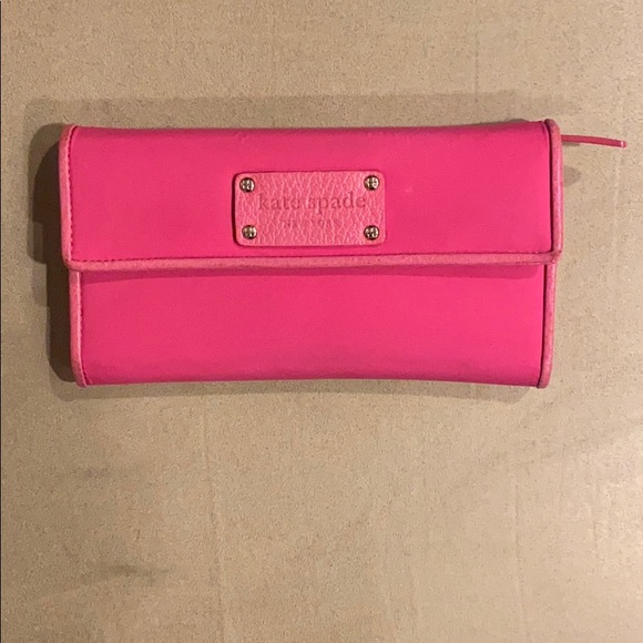 kate spade Handbags - Kate Spade Wallet